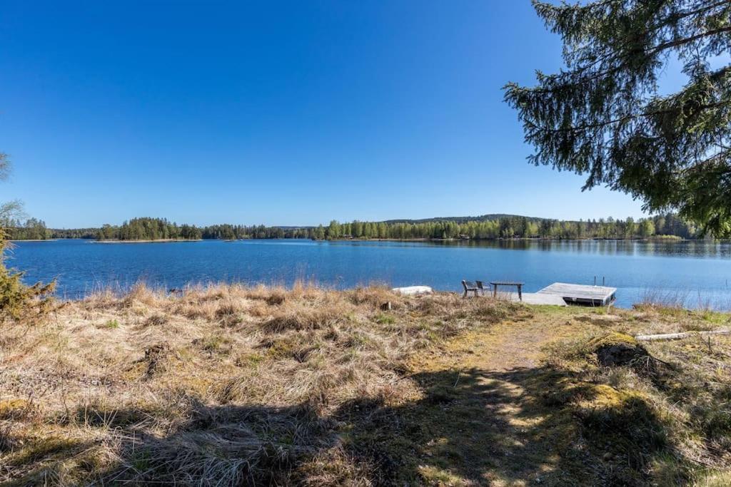 Cozy Cottage By The Lake, Charlottenberg Åmotfors Εξωτερικό φωτογραφία